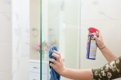 Cleaning guru shares simple hack that keeps water marks off shower doors