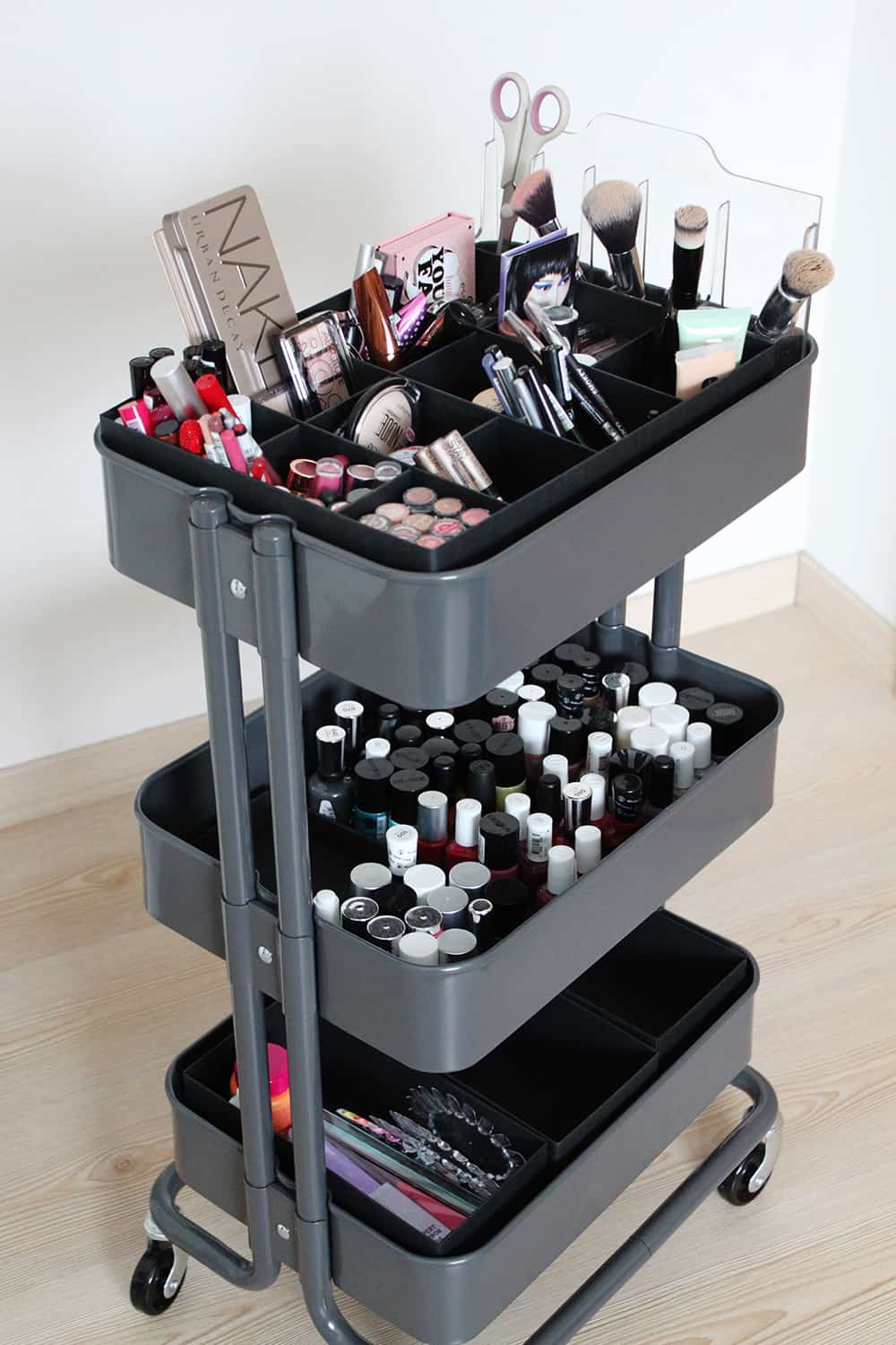 8 Must See Ideas To Organize Makeup in a Small Bathroom - Organization ...